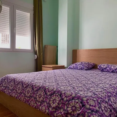 2 Bedroom Apartment 300 Meters Metro Aghios Loanis Athens Exterior photo